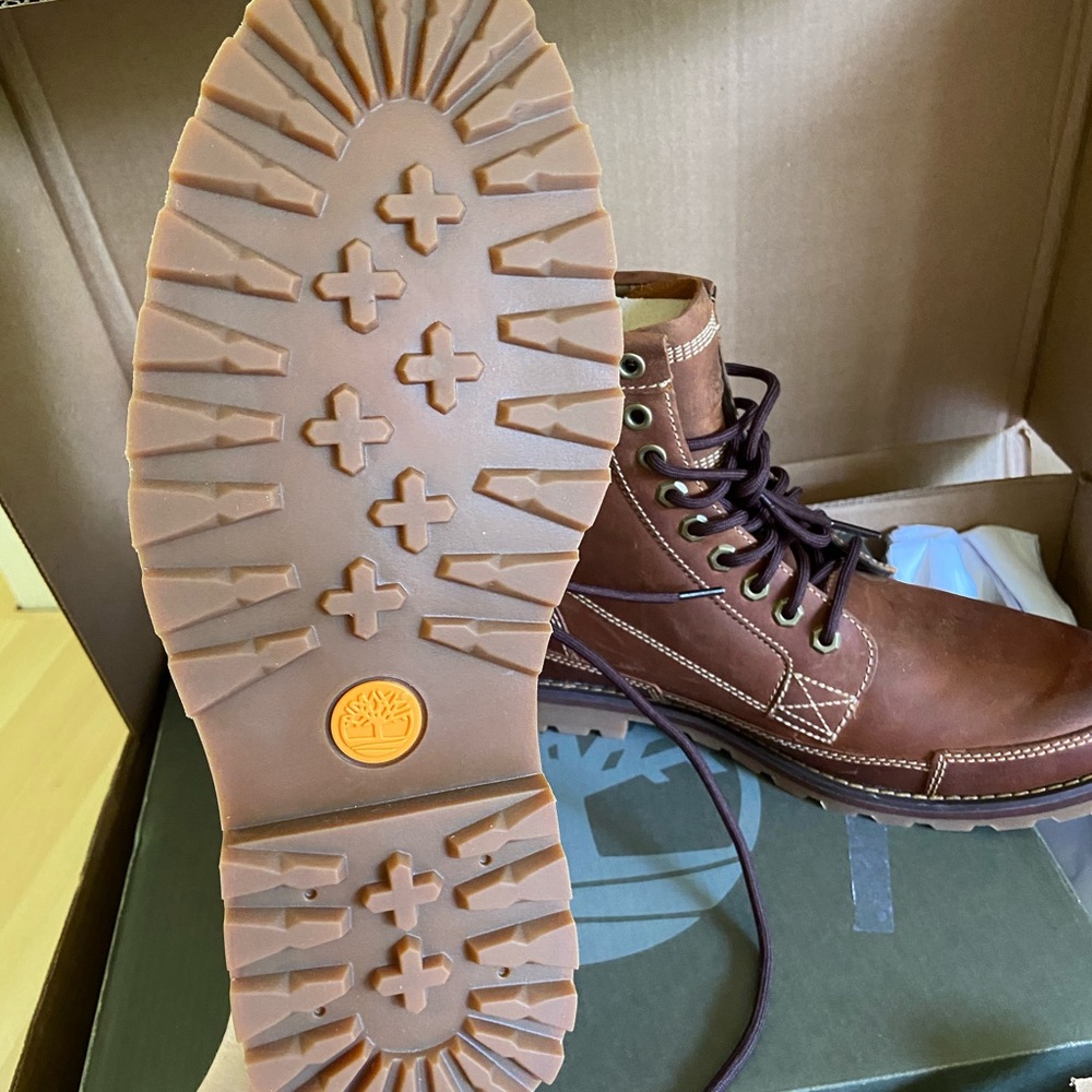 Men’s Timberlands - Picture 5 of 5